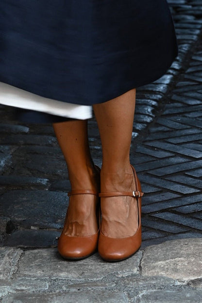 Bravina | Sandalias para el día a día con tiras y tacón bajo